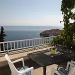 Panorama *