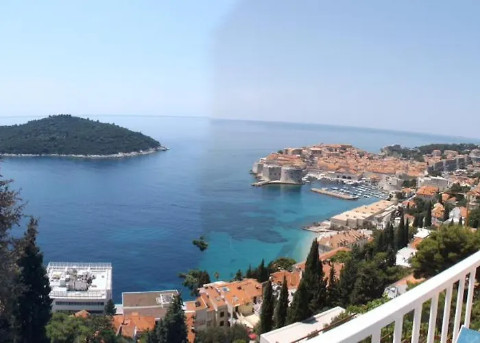 Panorama *